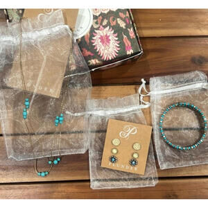 Plunder Posse Jewelry Bundle Necklace Bracelet Earring Set New Turquoise